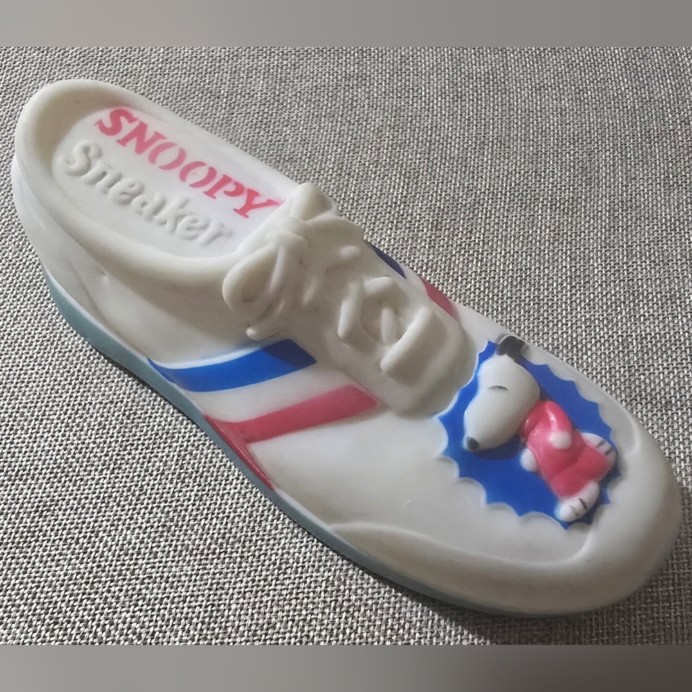 Vintage Collectible 1958 Rubber Snoopy Squeaker Sneaker